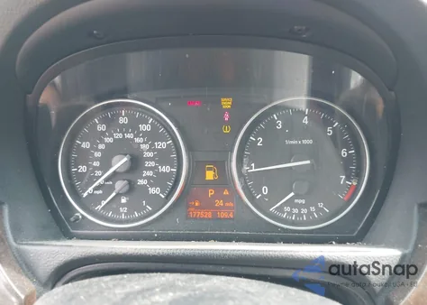 2009 BMW 328I xDrive z USA, uszkodzony, nr VIN WBAPK53599A510719